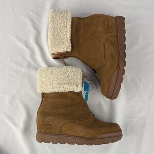 NWT Ozark Trail Suede Waterproof Ankle Booties with Faux Fur Trim